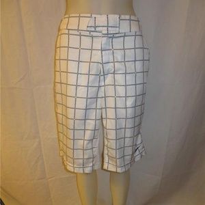 MENS NIKE FIT DRY WHITE ATHLETIC SHORTS W/BLACK  L